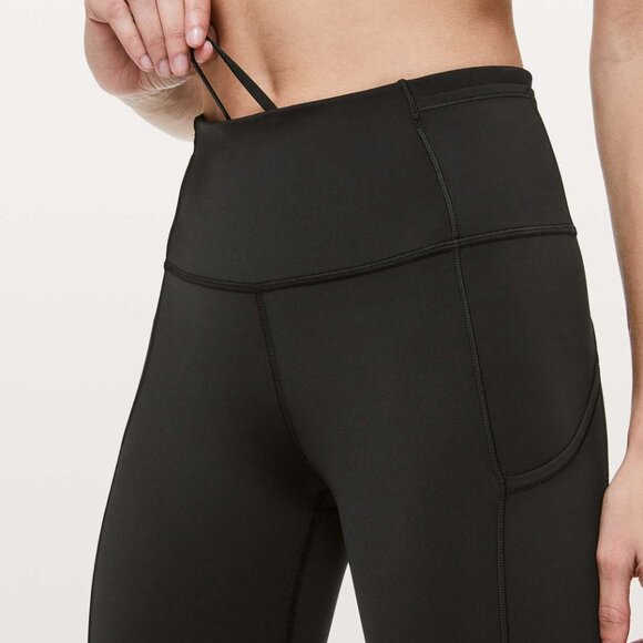 Lululemon Black Fast Free Crop Reflective Leggings with Pockets Size 4 - Picture 4 of 12